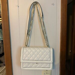 Elegant White Quilted Shoulder Bag